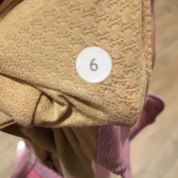 Lululemon Top - Picture 5 of 5